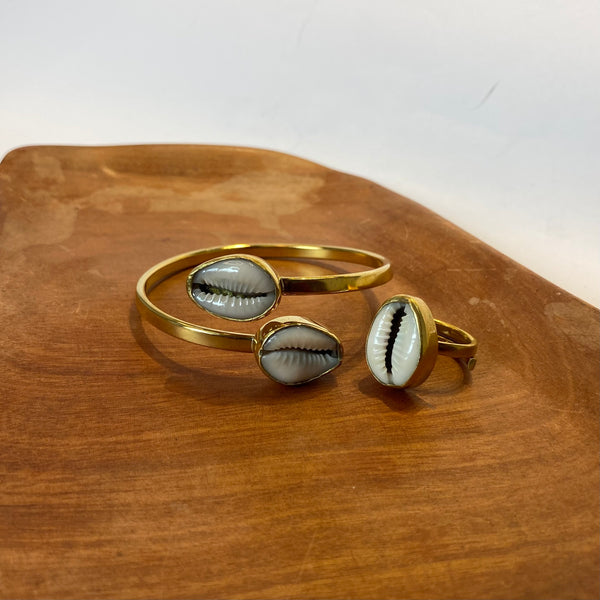 Funa Cowrie Bangle with adjustable ring