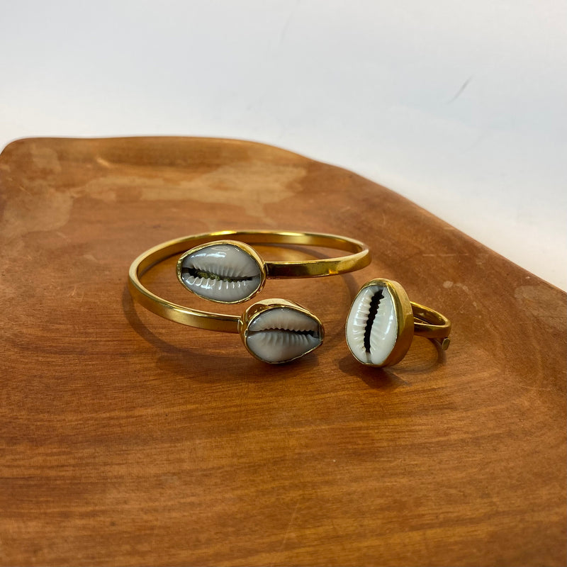 Funa Cowrie Bangle with adjustable ring