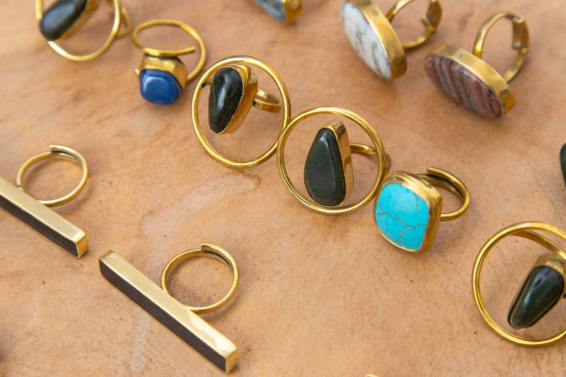 Mono circle ring