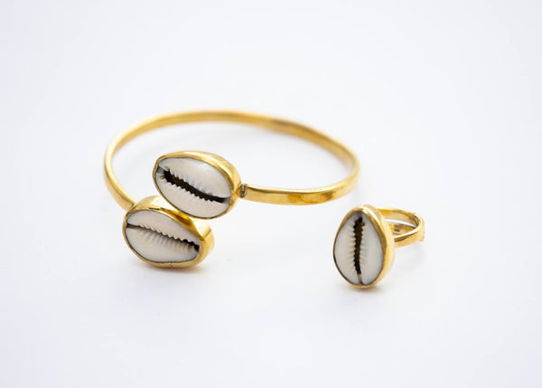 Funa Cowrie Bangle with adjustable ring