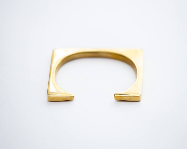 Toma Bangle