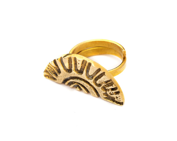 Luis adjustable ring