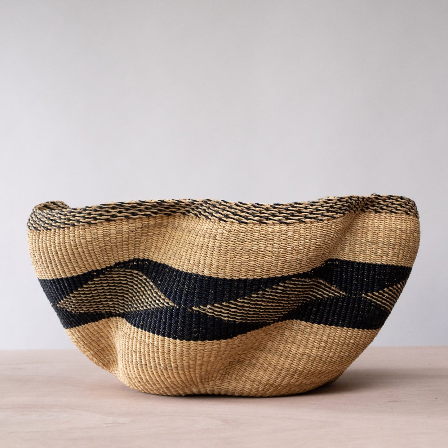Corah Breeze wave basket